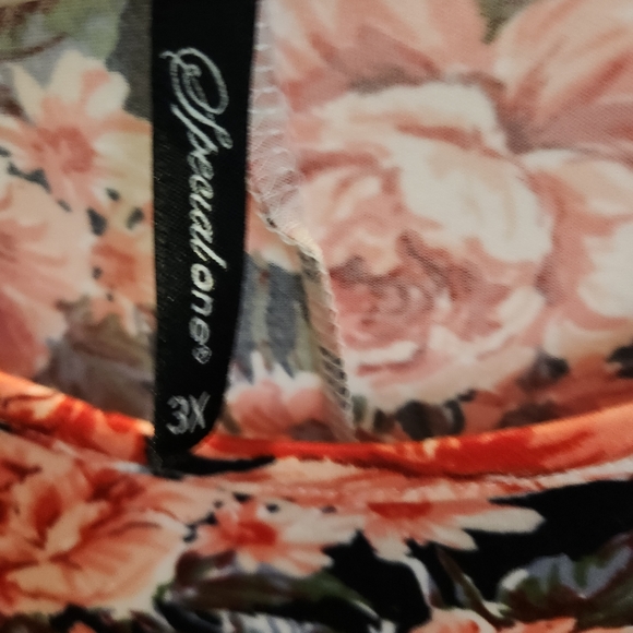 Plus size clothes - Picture 11 of 16